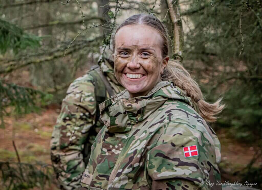 Portræt af mig på feltøvelse i Finderup øvelsesterræn
